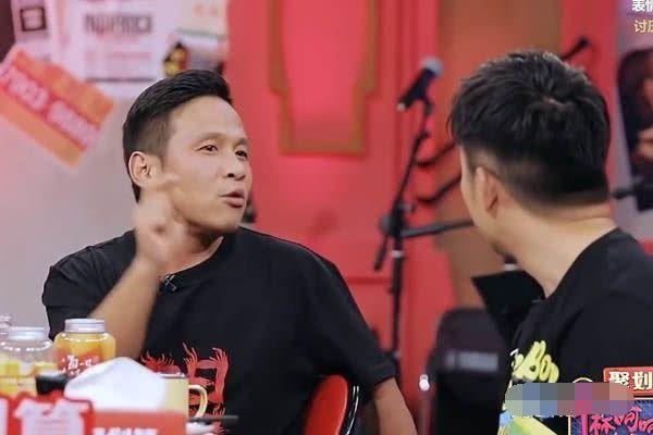 杨迪喝酒爆料视频,揭秘娱乐圈不为人知的秘密 第1张 杨迪喝酒爆料视频,揭秘娱乐圈不为人知的秘密 第1张